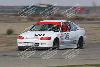 media/Oct-25-2025-CalClub SCCA (Sat) [[34c778dfbe]]/Group 2/Qualifying/